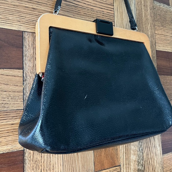 Kate Spade | Marga Zuma Beach Black Patent Wood Purse - Picture 5 of 11